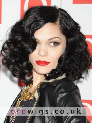 Medium Jessie J Synthetic Wavy Wig