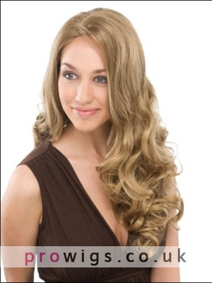 Gorgeous Synthetic Wavy Long Wig
