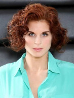 Top Quality Graceful Short Wavy 100% Human Hair