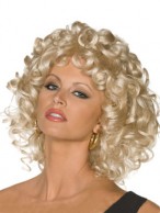 Sandy Wig